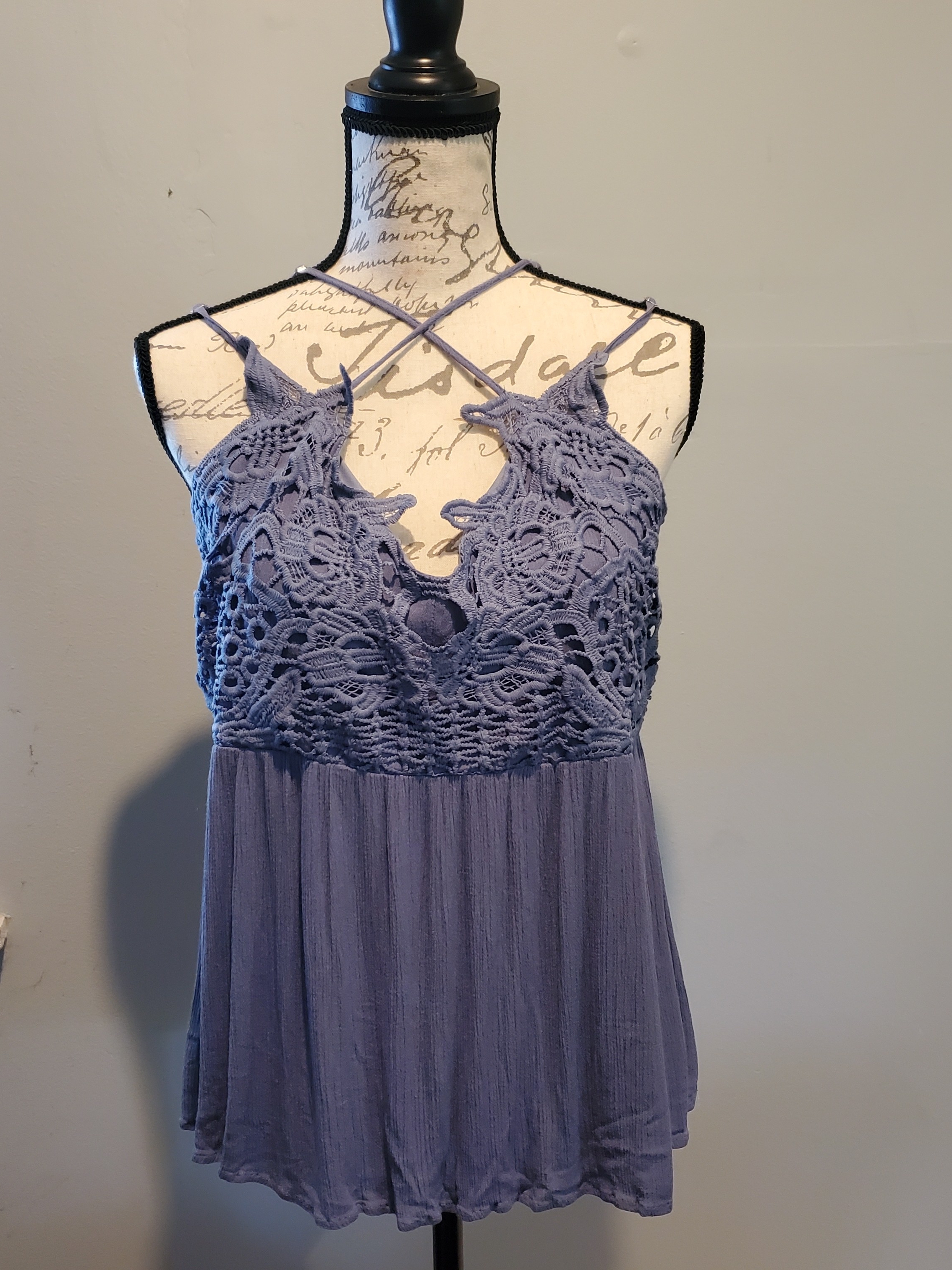 Blakely Boho Periwinkle Blue Crochet Lace V-Neck Cami Tank Top Size Large